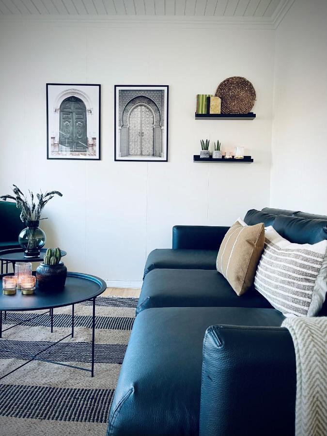 Day Dream Central Akureyri Three Bedroom Apt Exterior photo