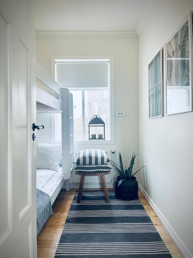Day Dream Central Akureyri Three Bedroom Apt Exterior photo