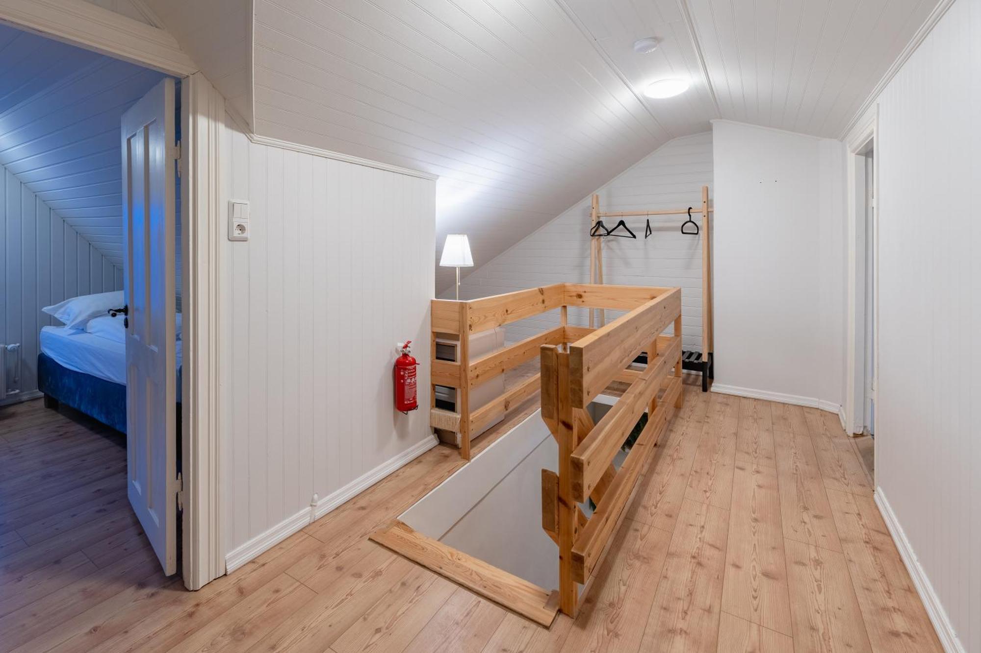 Day Dream Central Akureyri Three Bedroom Apt Exterior photo